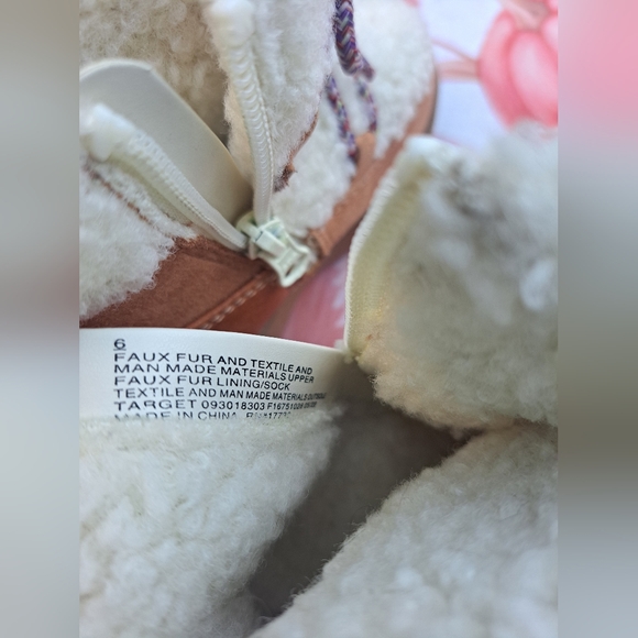 Faux Fur Kids Winter Brown Boots Size 6 - Picture 7 of 8